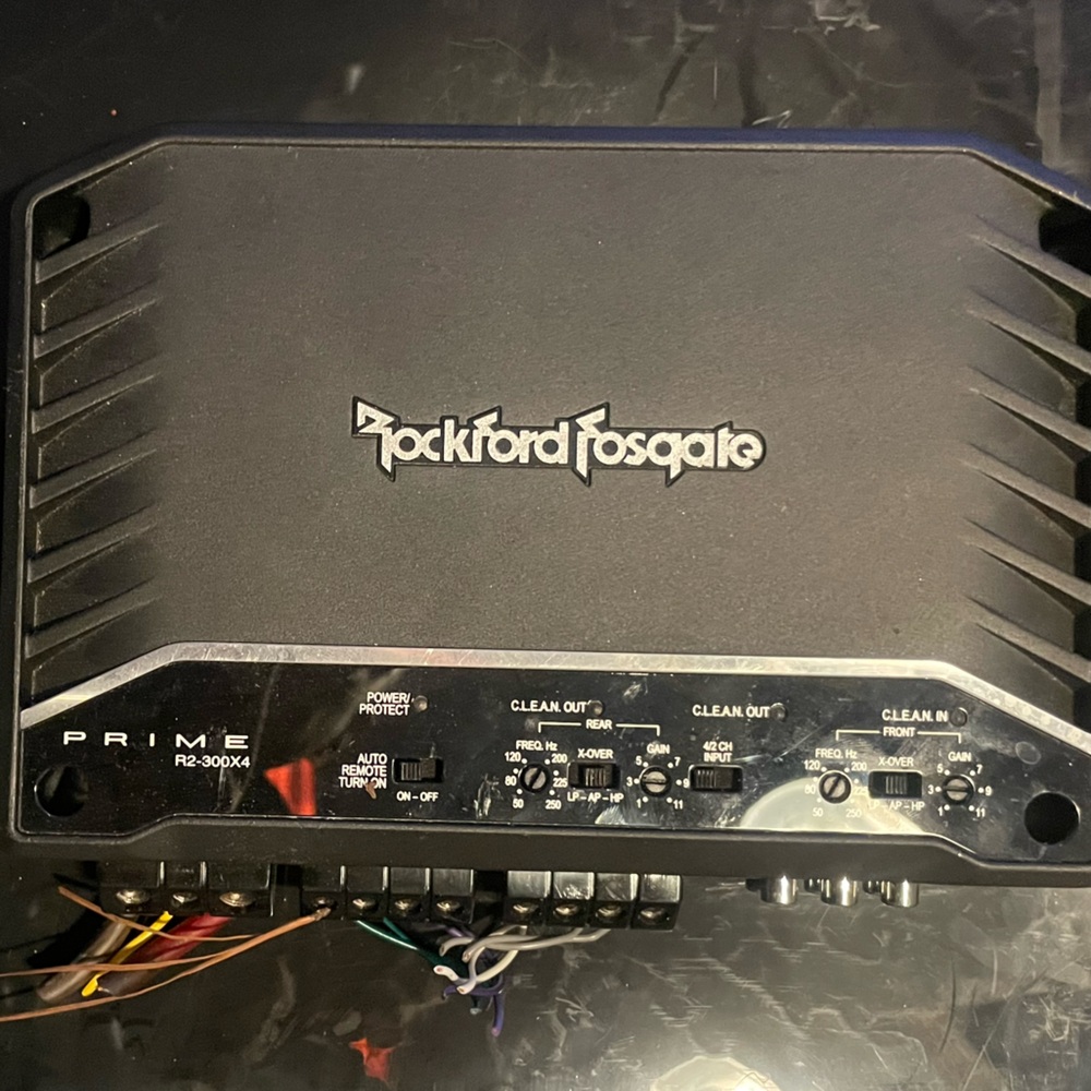 Rockford Fosgate Amp